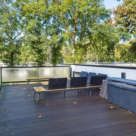 Holiday home Maridu Forest Cube Arnhem