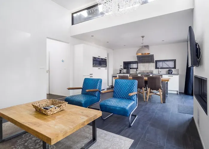 Maridu Forest Cube 펜션 아른헴