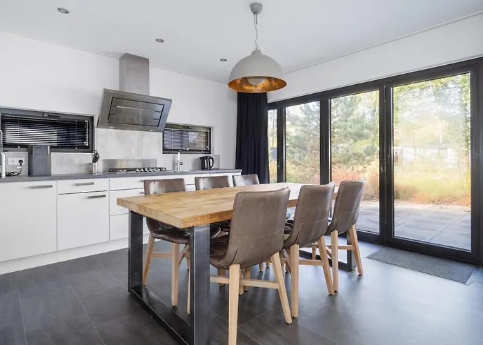 Maridu Forest Cube * 아른헴